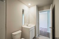 225 North 10th Avenue, Springfield, NE 68059