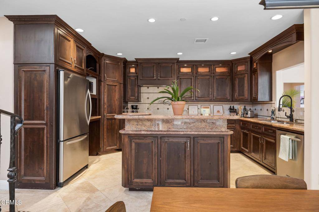 1206 Sagamore Lane, Ventura, CA 93001