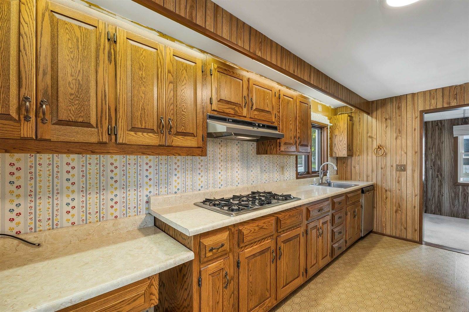 6 Davis Drive, Lebanon, NH 03766