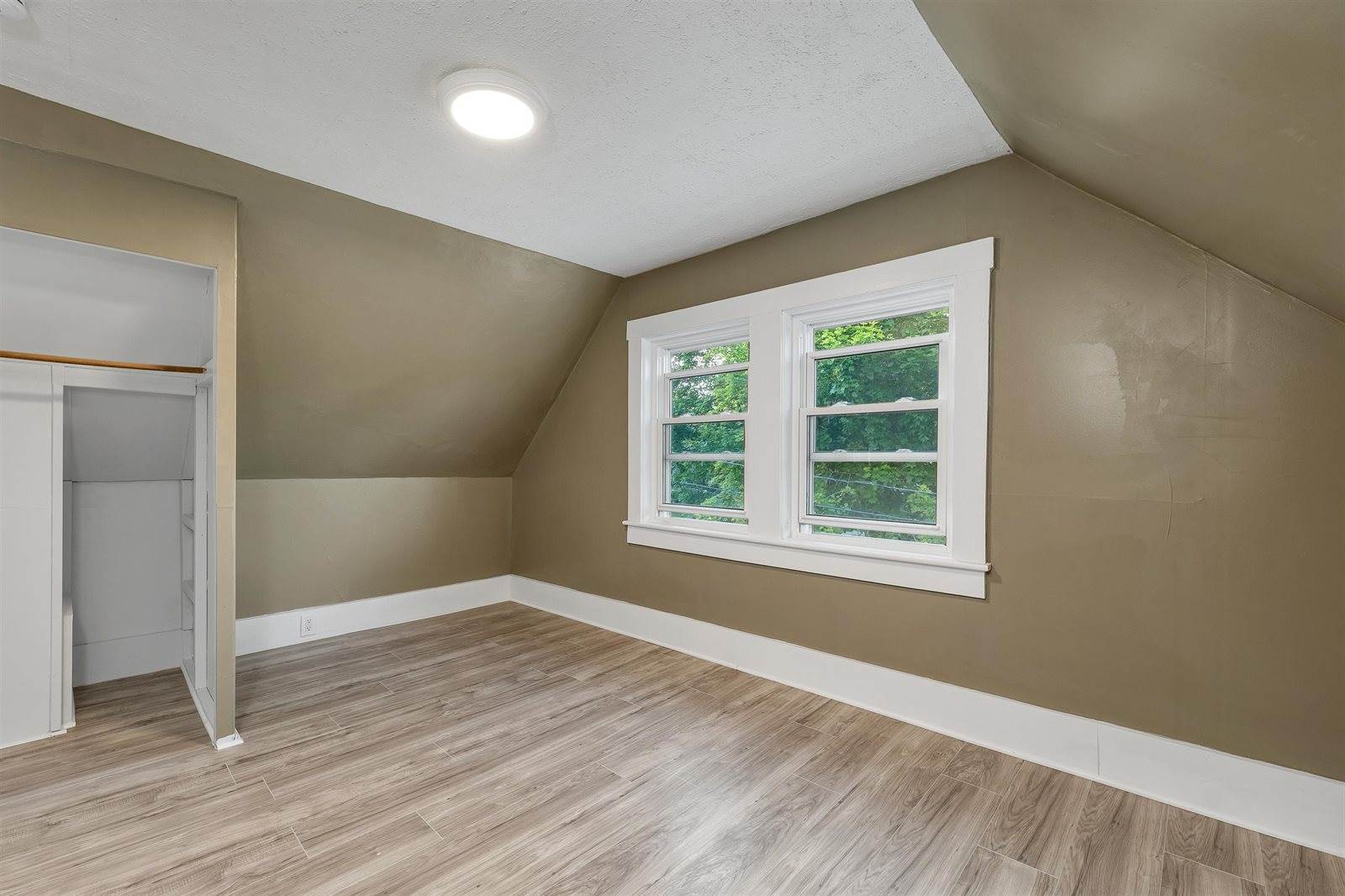 6 Davis Drive, Lebanon, NH 03766