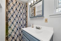 6 Davis Drive, Lebanon, NH 03766