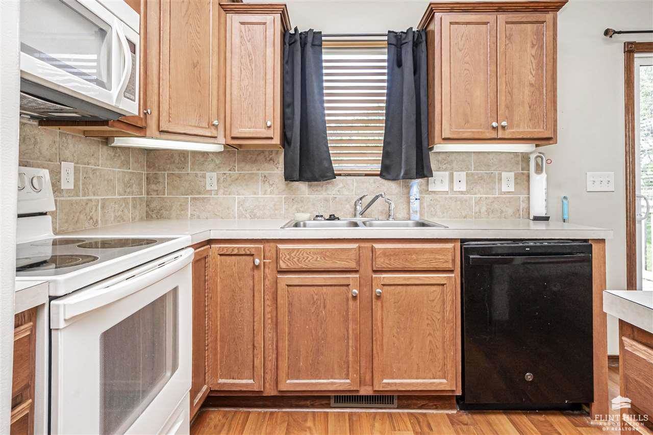 2117 Thompson Drive, Junction City, KS 66441