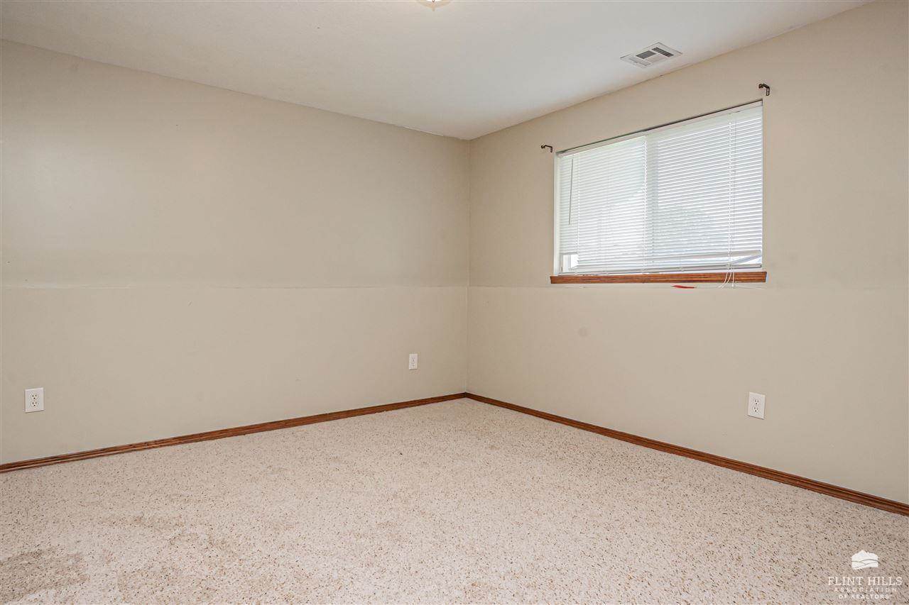 2117 Thompson Drive, Junction City, KS 66441