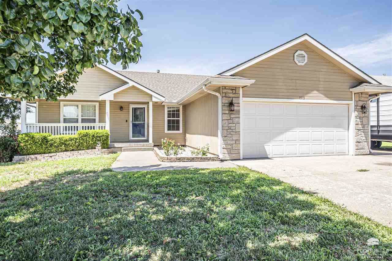1512 Hickory Lane, Junction City, KS 66441