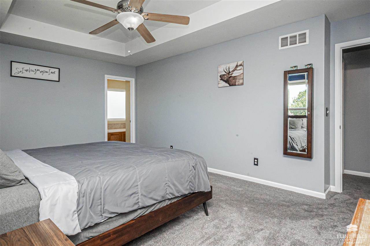 1512 Hickory Lane, Junction City, KS 66441