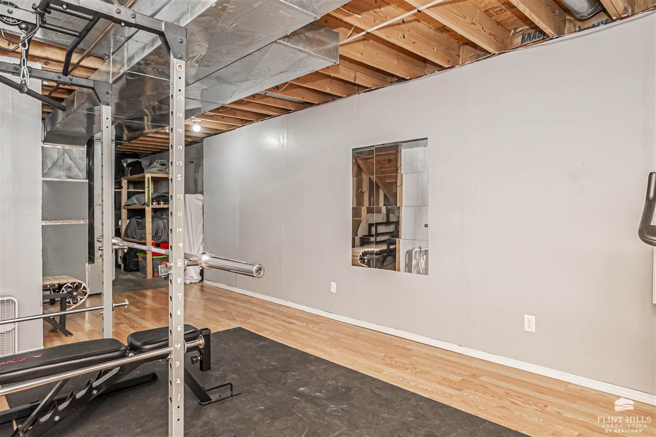 1512 Hickory Lane, Junction City, KS 66441