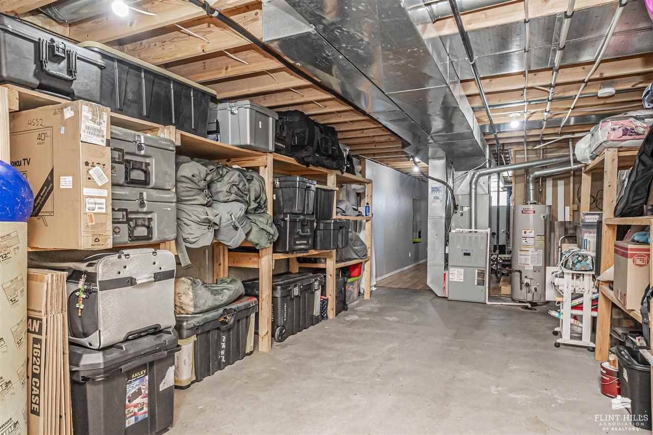 1512 Hickory Lane, Junction City, KS 66441