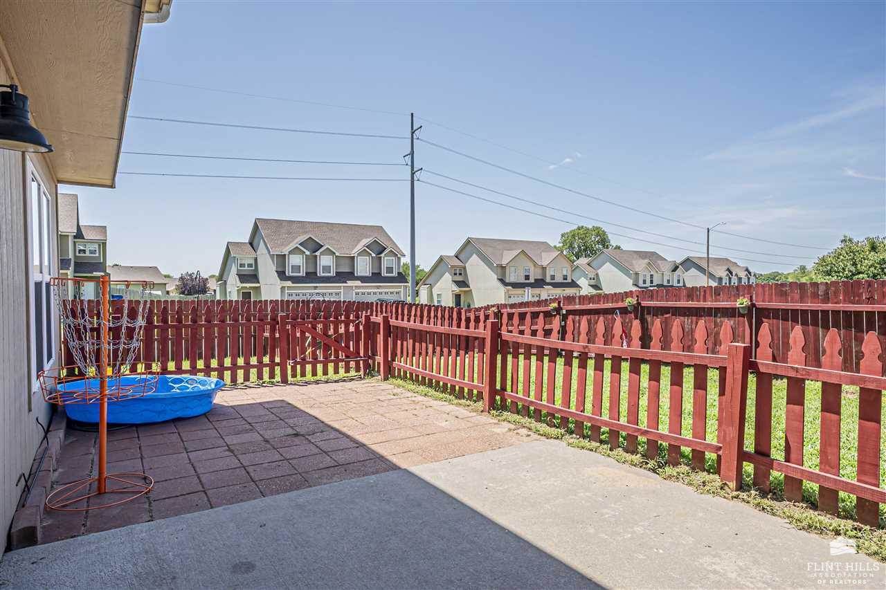 1512 Hickory Lane, Junction City, KS 66441