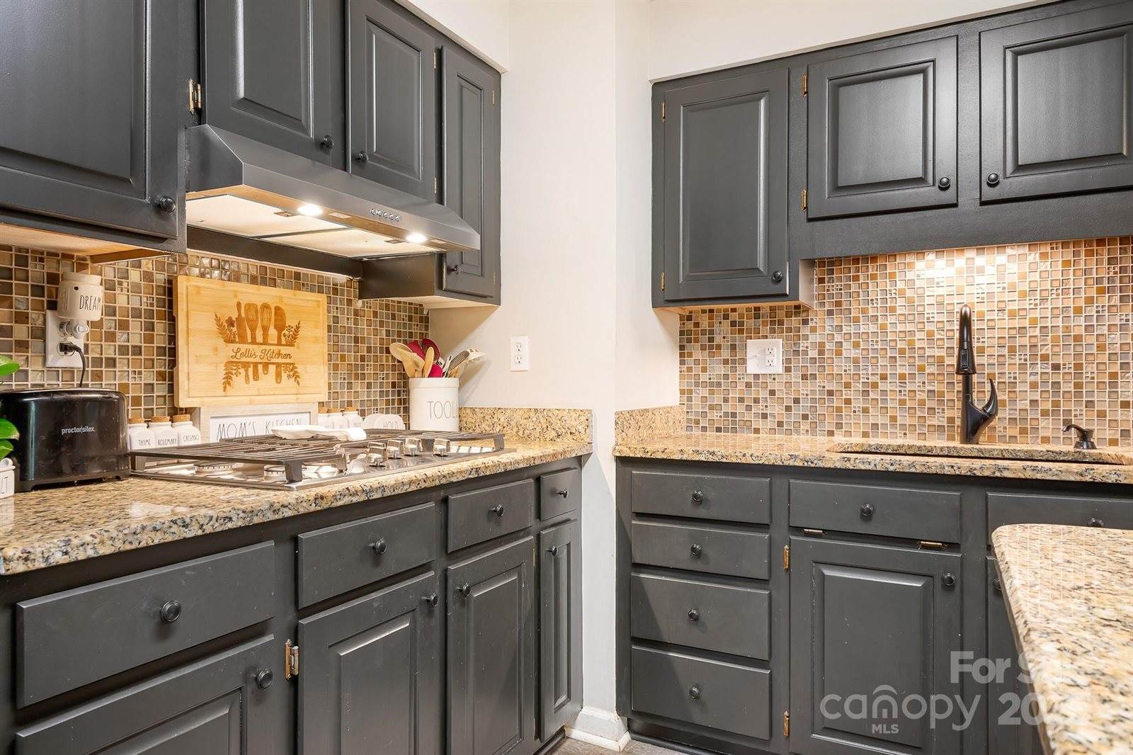 408 Florence Circle, Statesville, NC 28625