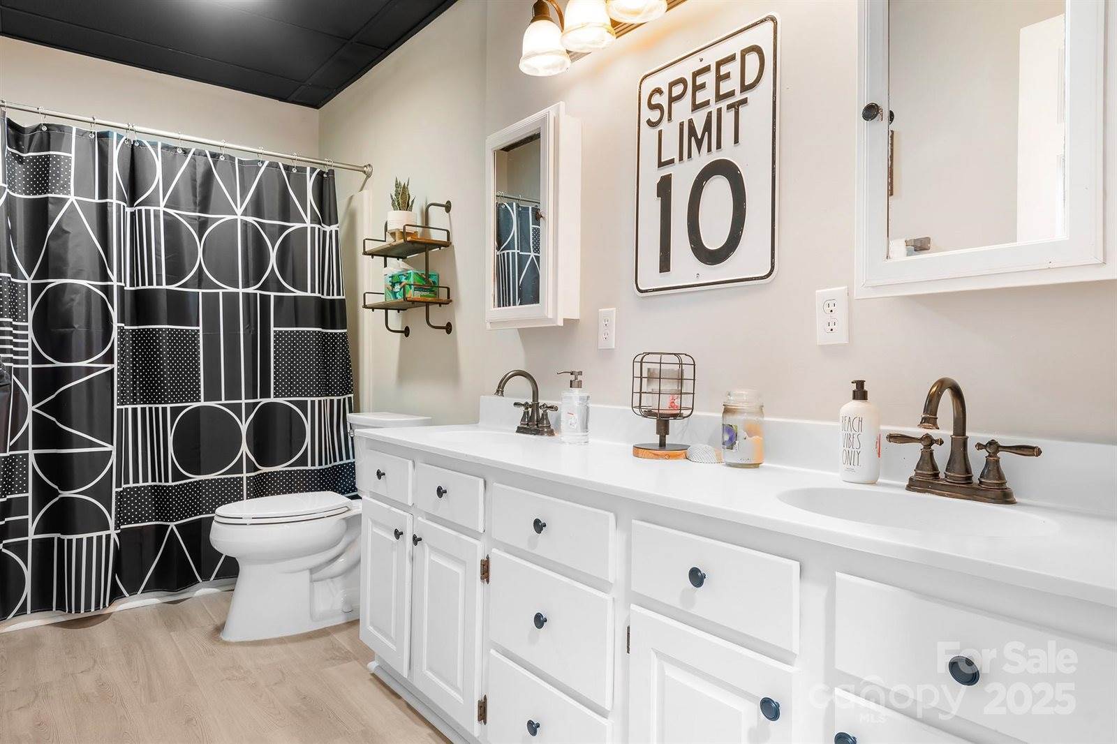 408 Florence Circle, Statesville, NC 28625