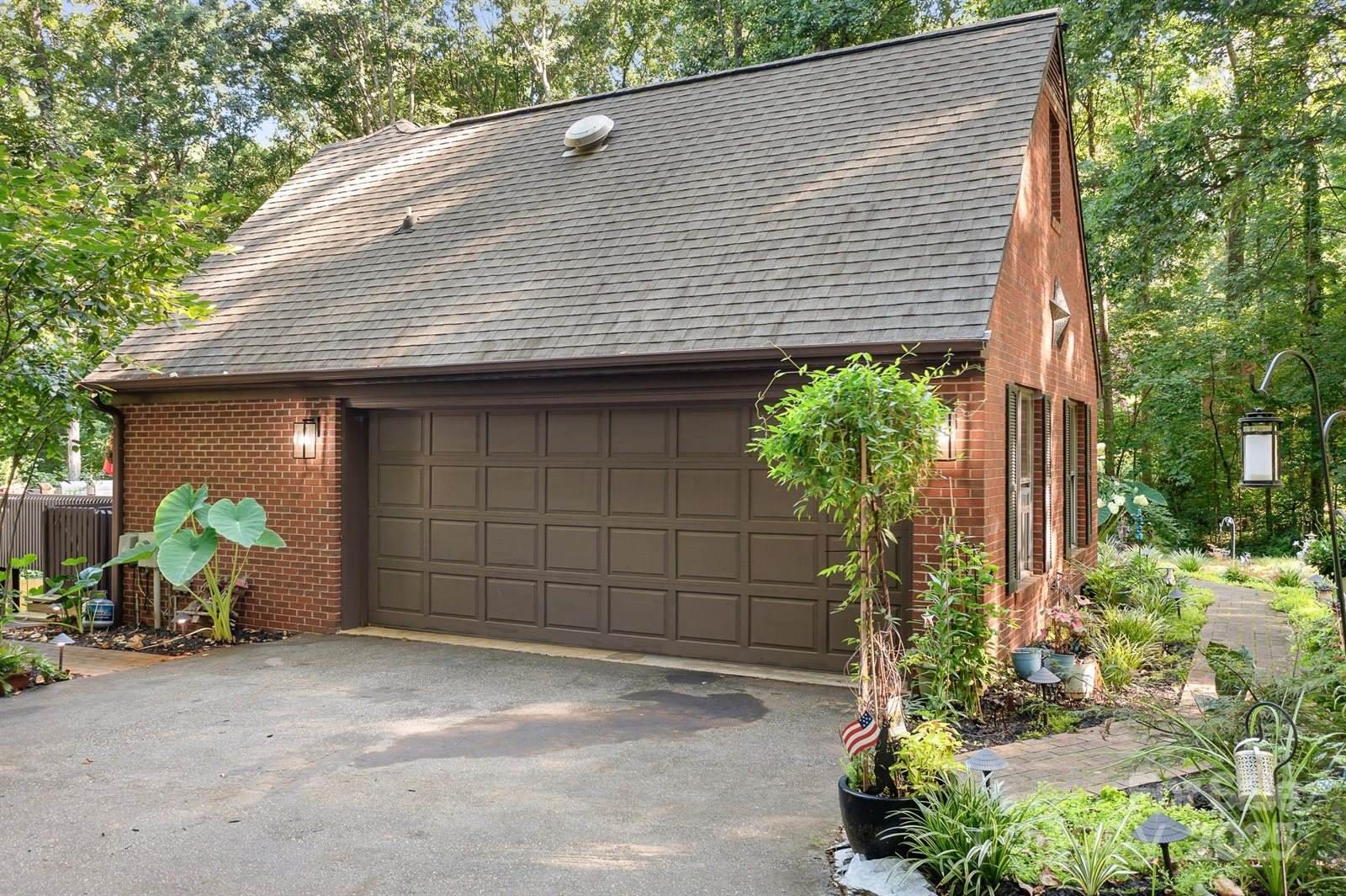 408 Florence Circle, Statesville, NC 28625