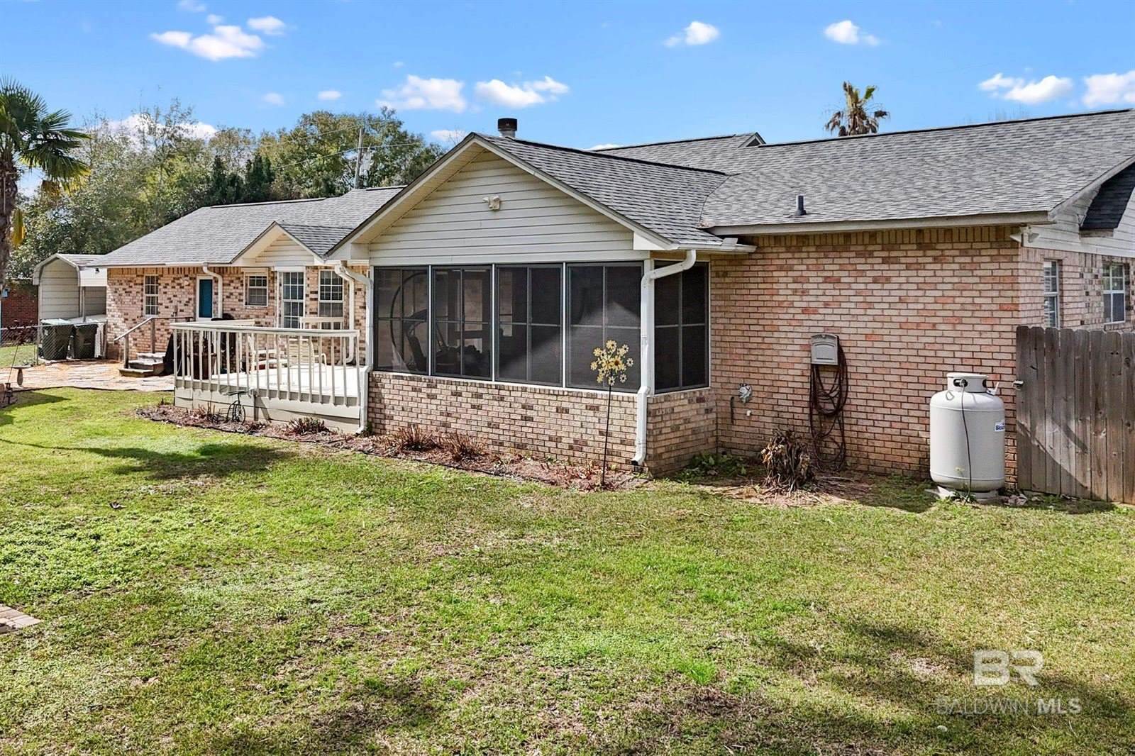 2553 Santa Rosa Drive, Lillian, AL 36549