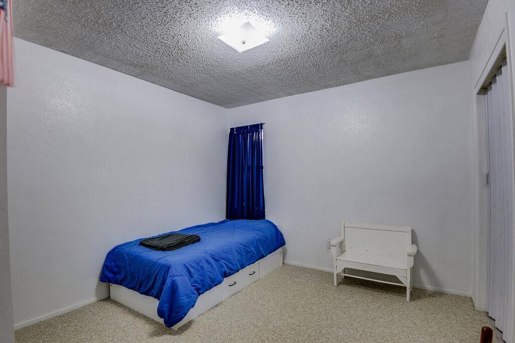 129 Connie Drive, DeSoto, TX 75115