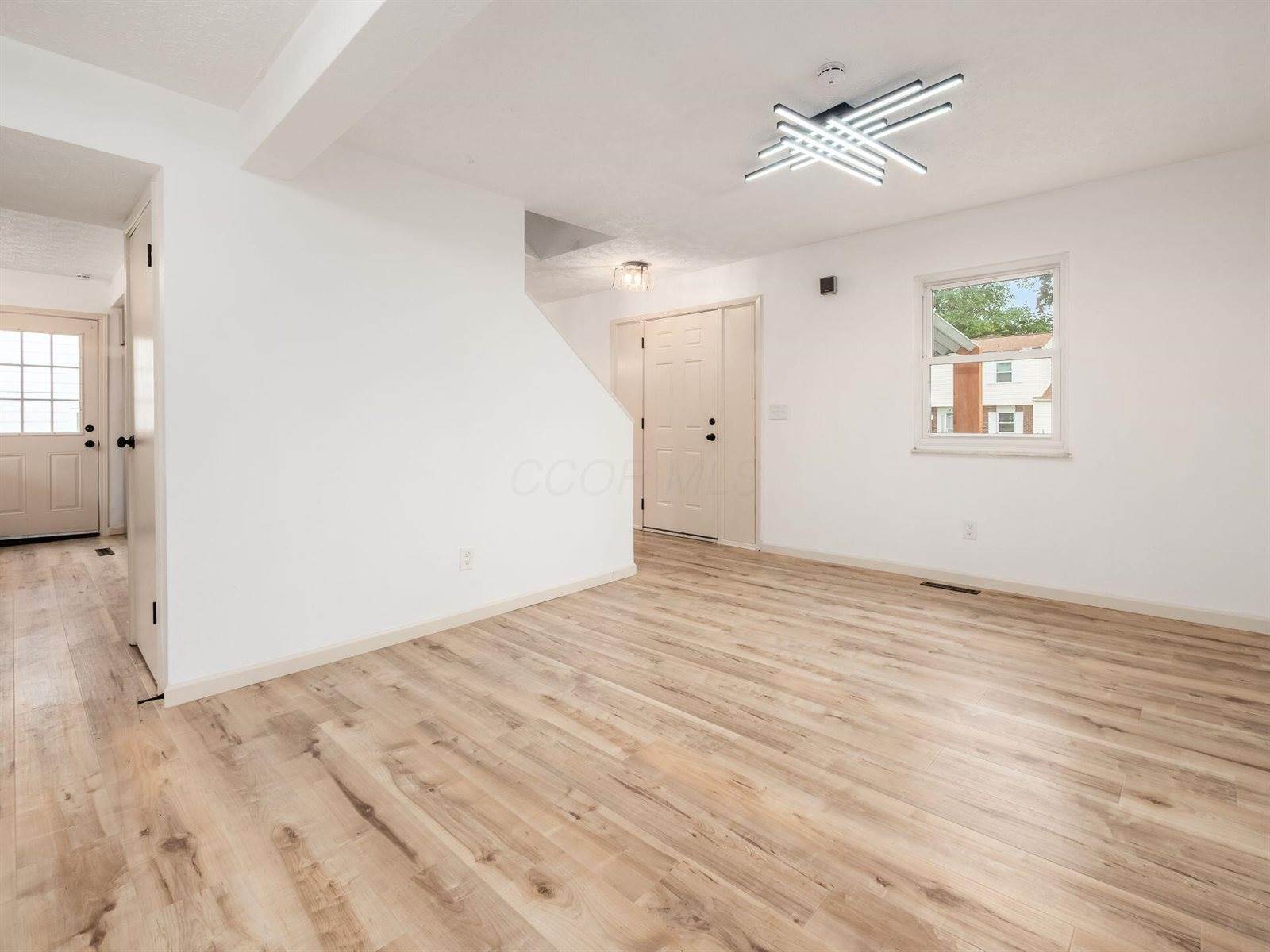 5373 Spire Lane, Columbus, OH 43232