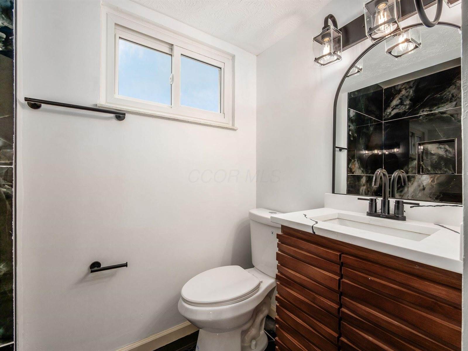 5373 Spire Lane, Columbus, OH 43232