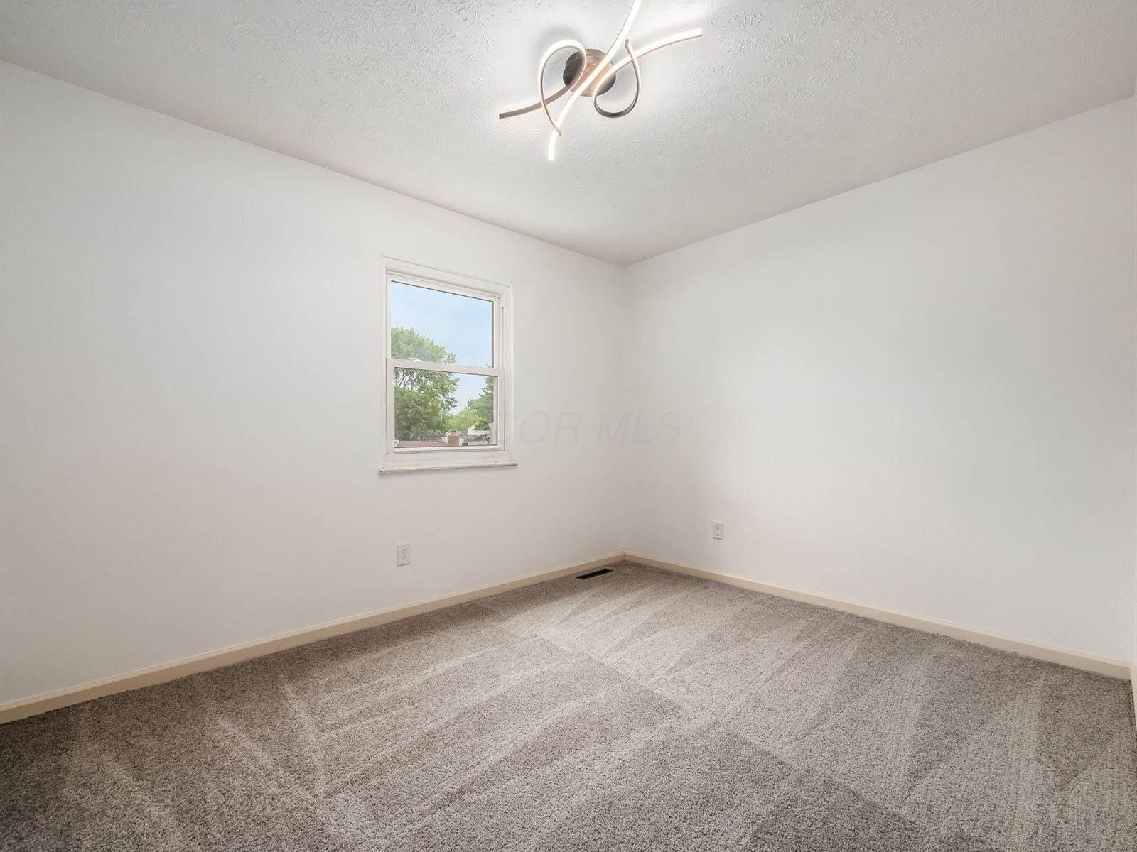 5373 Spire Lane, Columbus, OH 43232