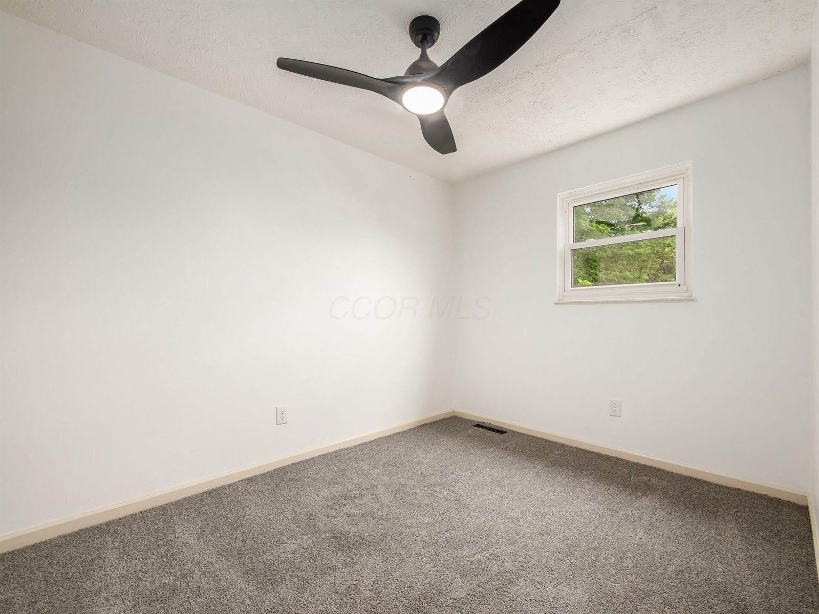 5373 Spire Lane, Columbus, OH 43232