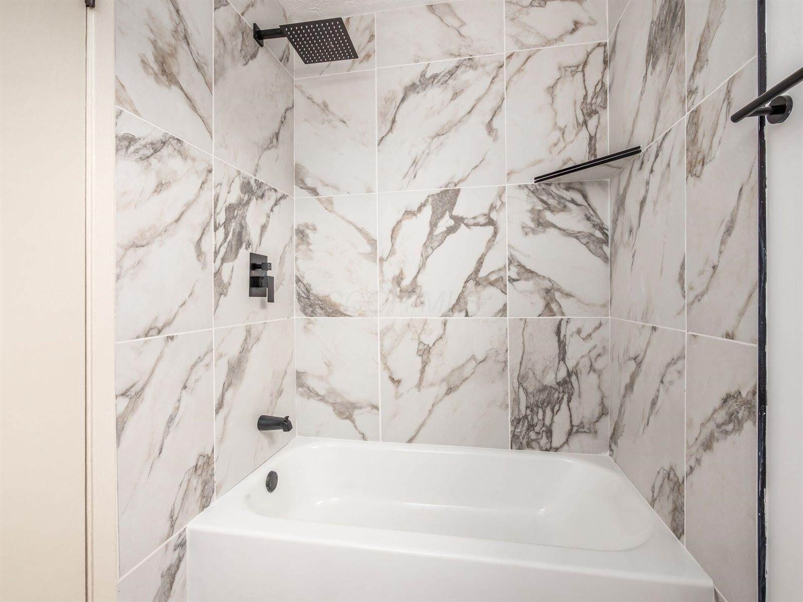 5373 Spire Lane, Columbus, OH 43232