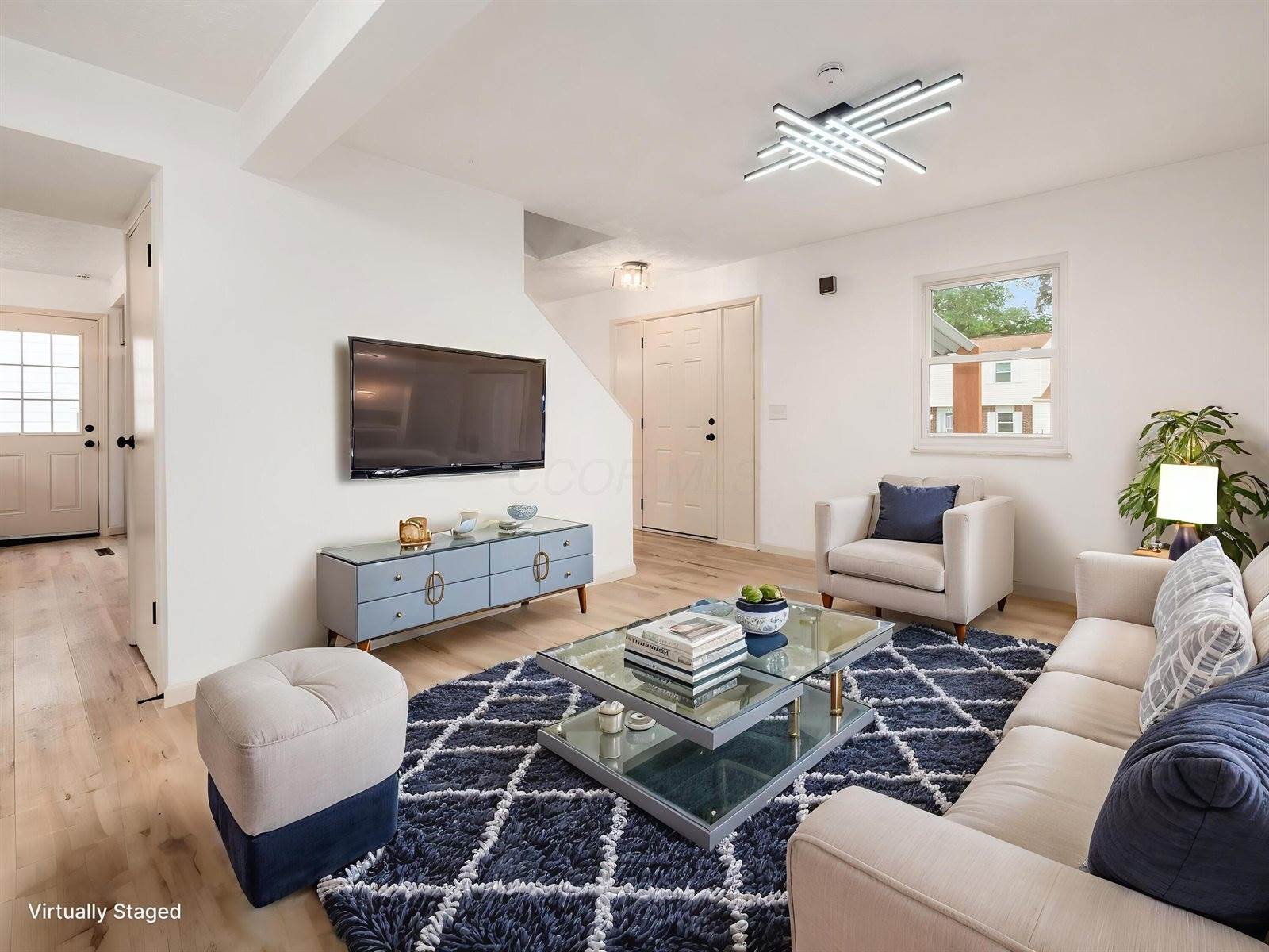 5373 Spire Lane, Columbus, OH 43232