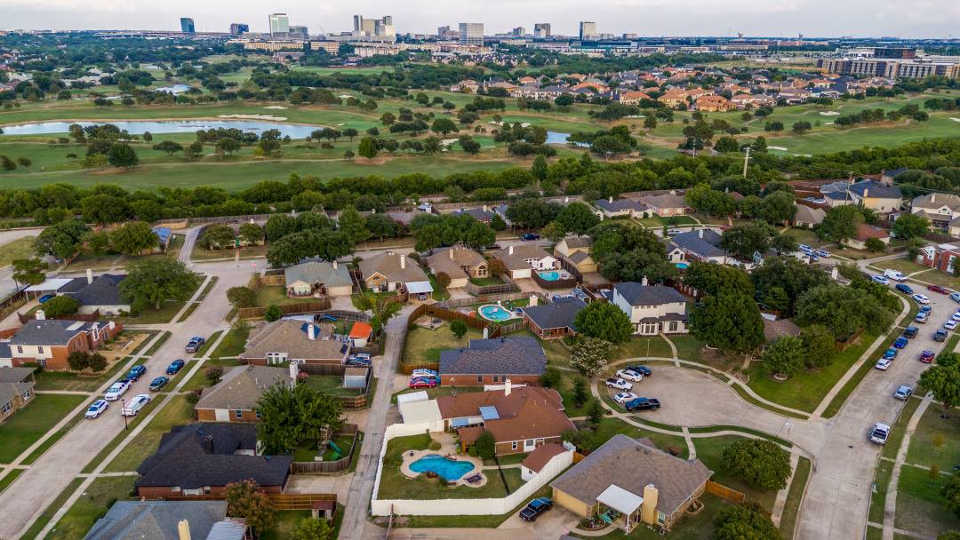 7020 Northpointe Ct, The Colony, TX 75056-4400