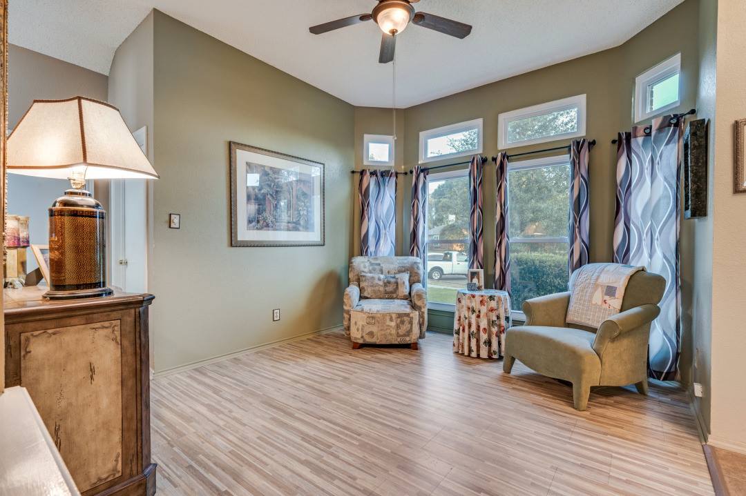 7020 Northpointe Ct, The Colony, TX 75056-4400