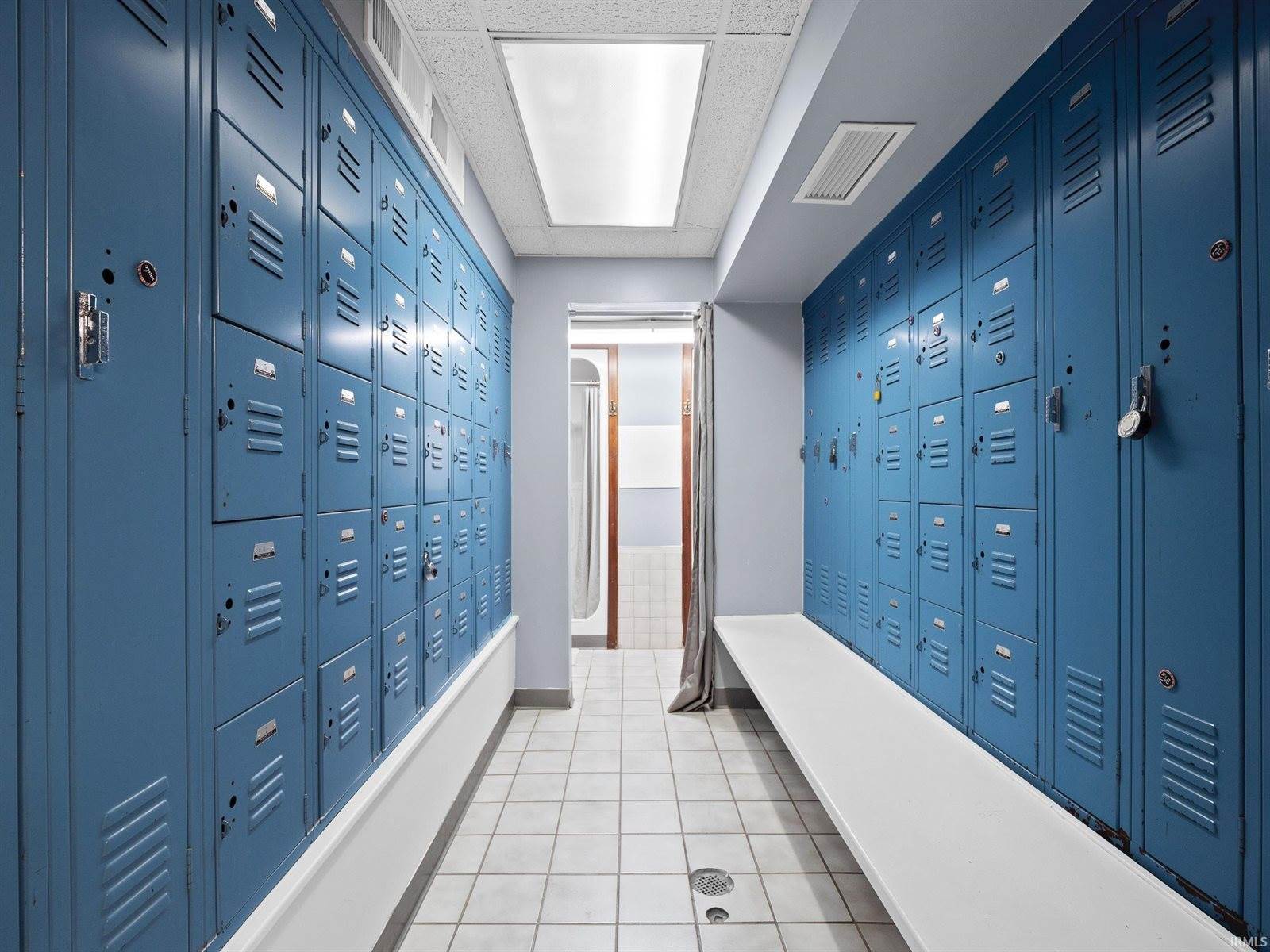 215 E Van Buren Street, Columbia City, IN 46725