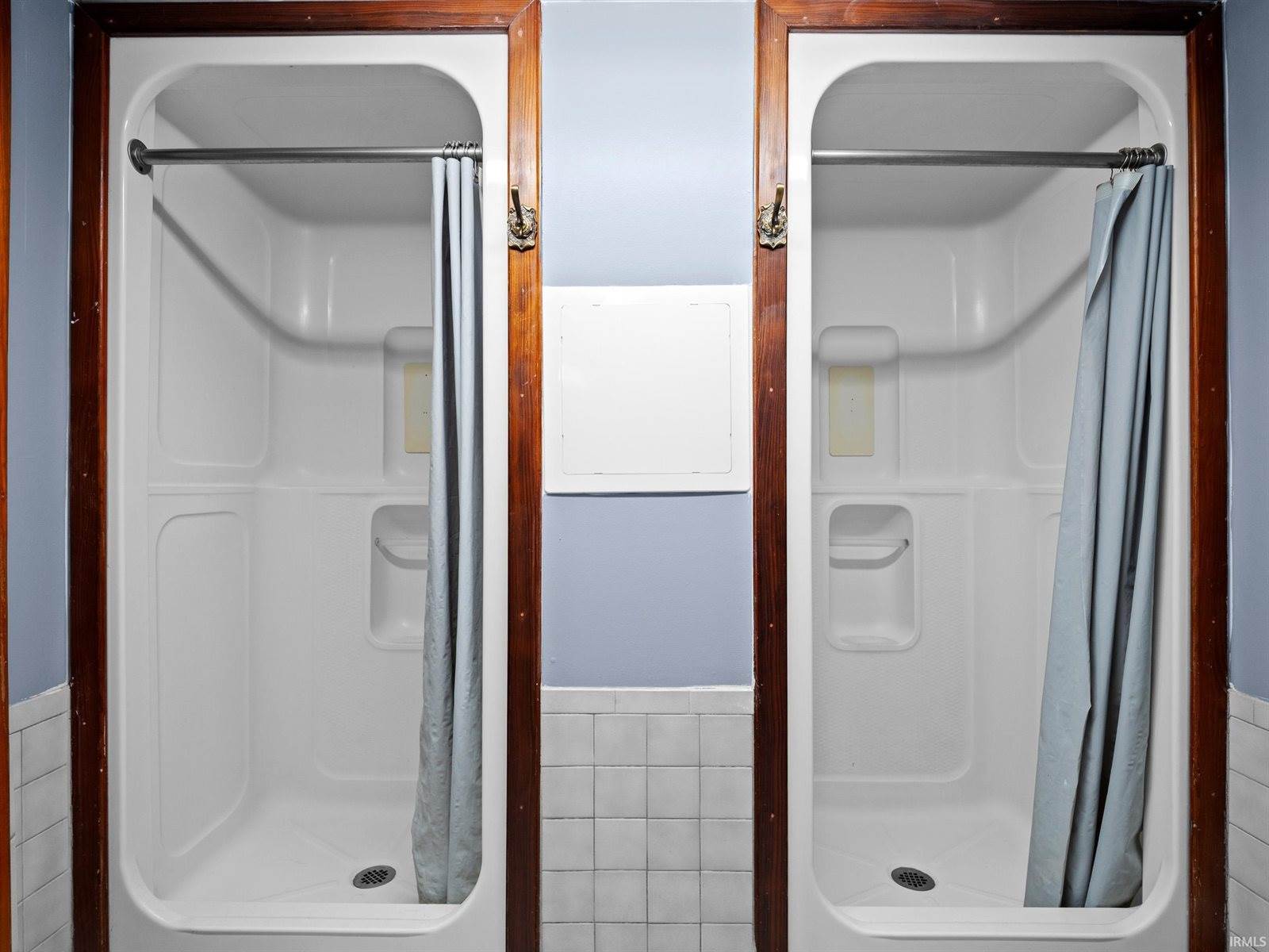 215 E Van Buren Street, Columbia City, IN 46725