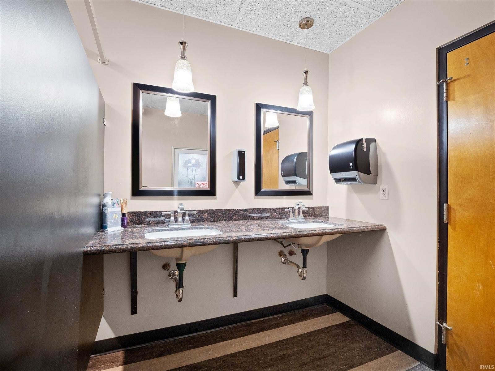 215 E Van Buren Street, Columbia City, IN 46725