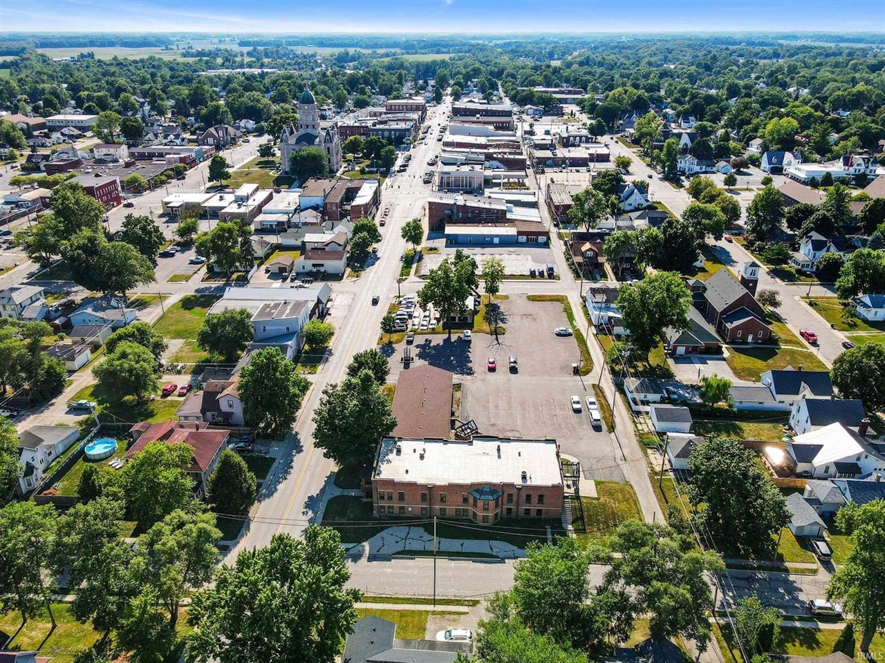 215 E Van Buren Street, Columbia City, IN 46725