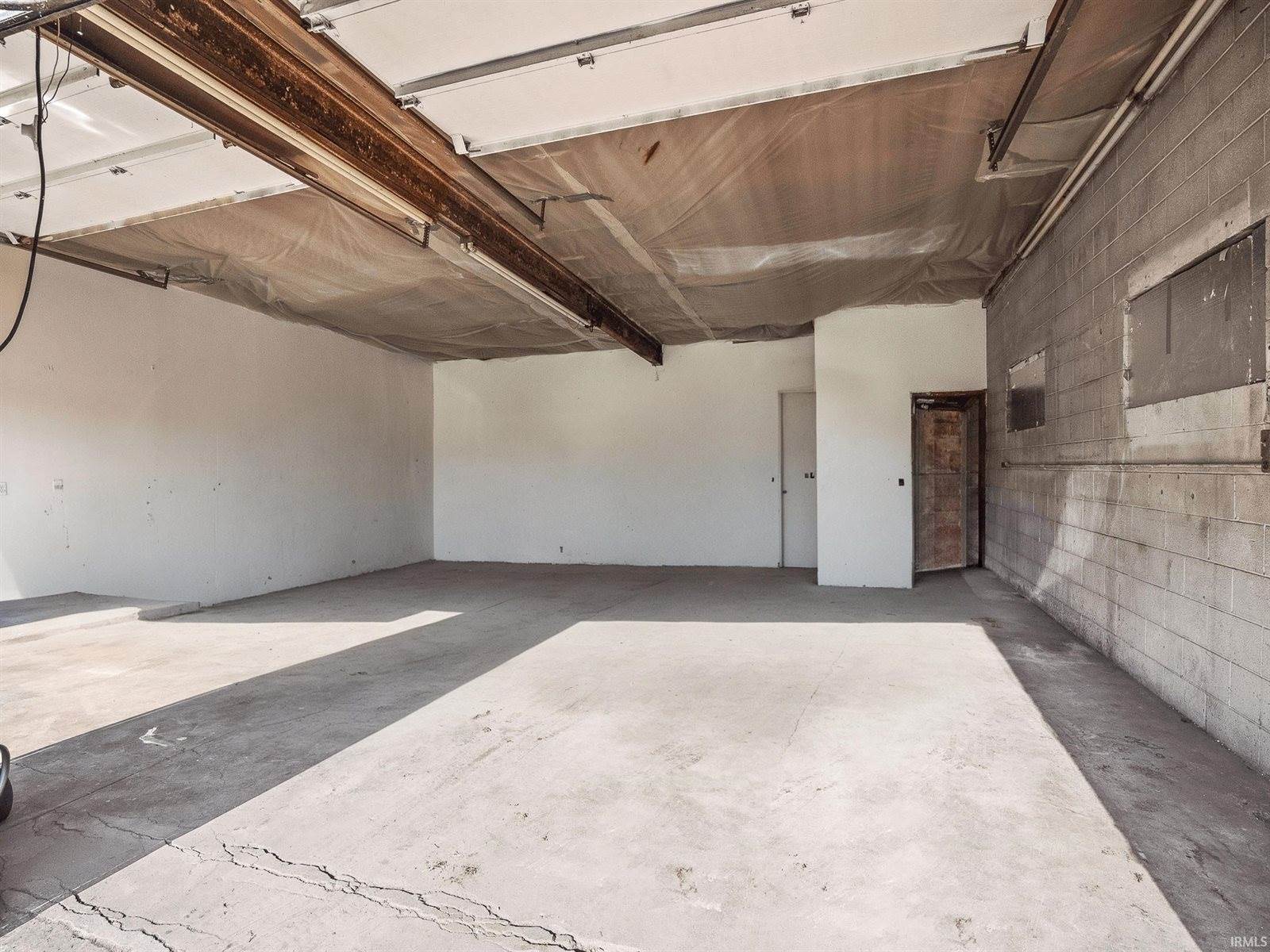 1327 W Main Street, Fort Wayne, IN 46808