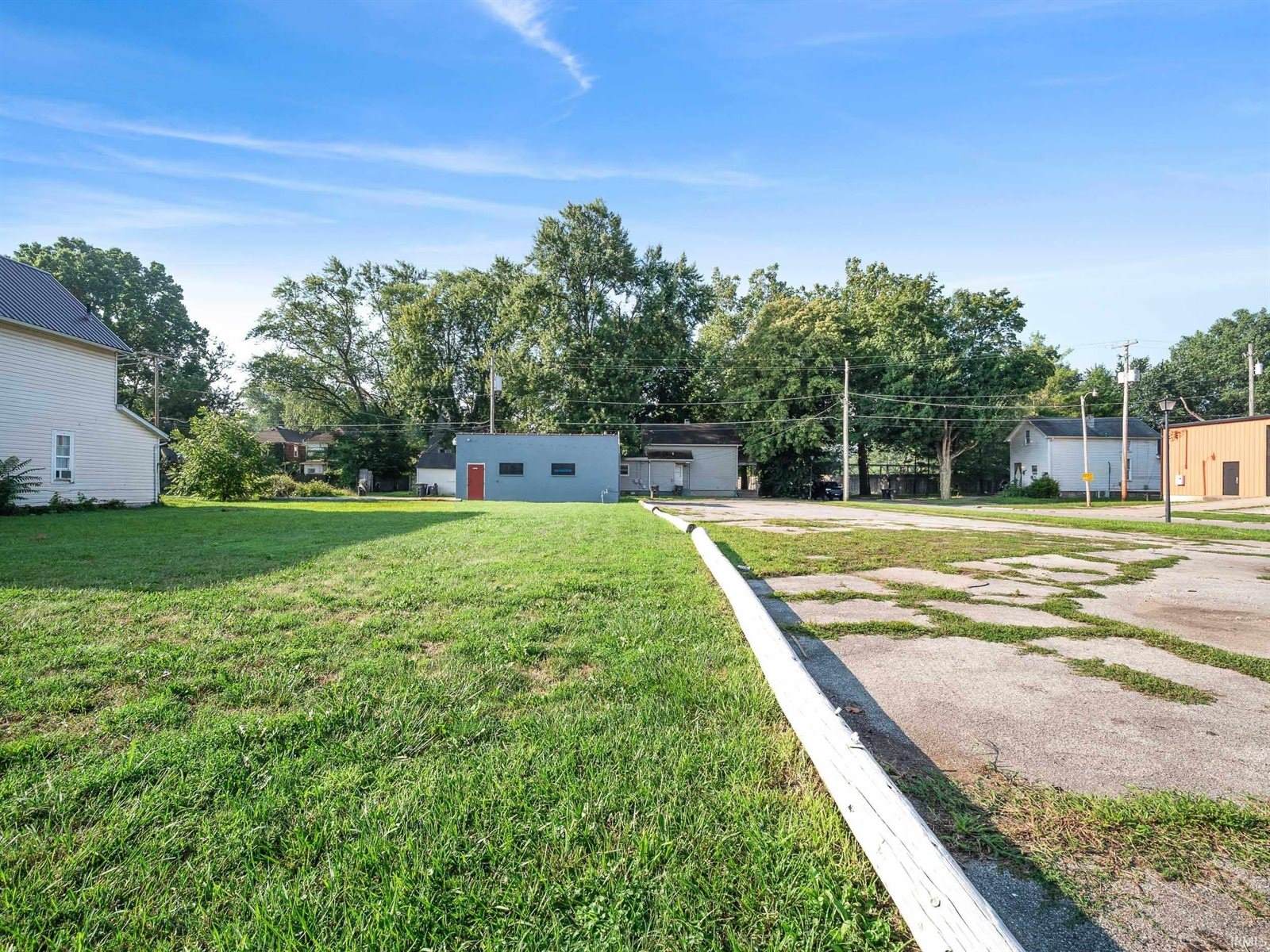 1327 W Main Street, Fort Wayne, IN 46808