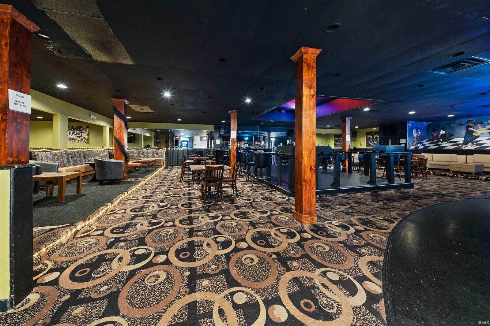 1407 S Calhoun Street, Fort Wayne, IN 46802