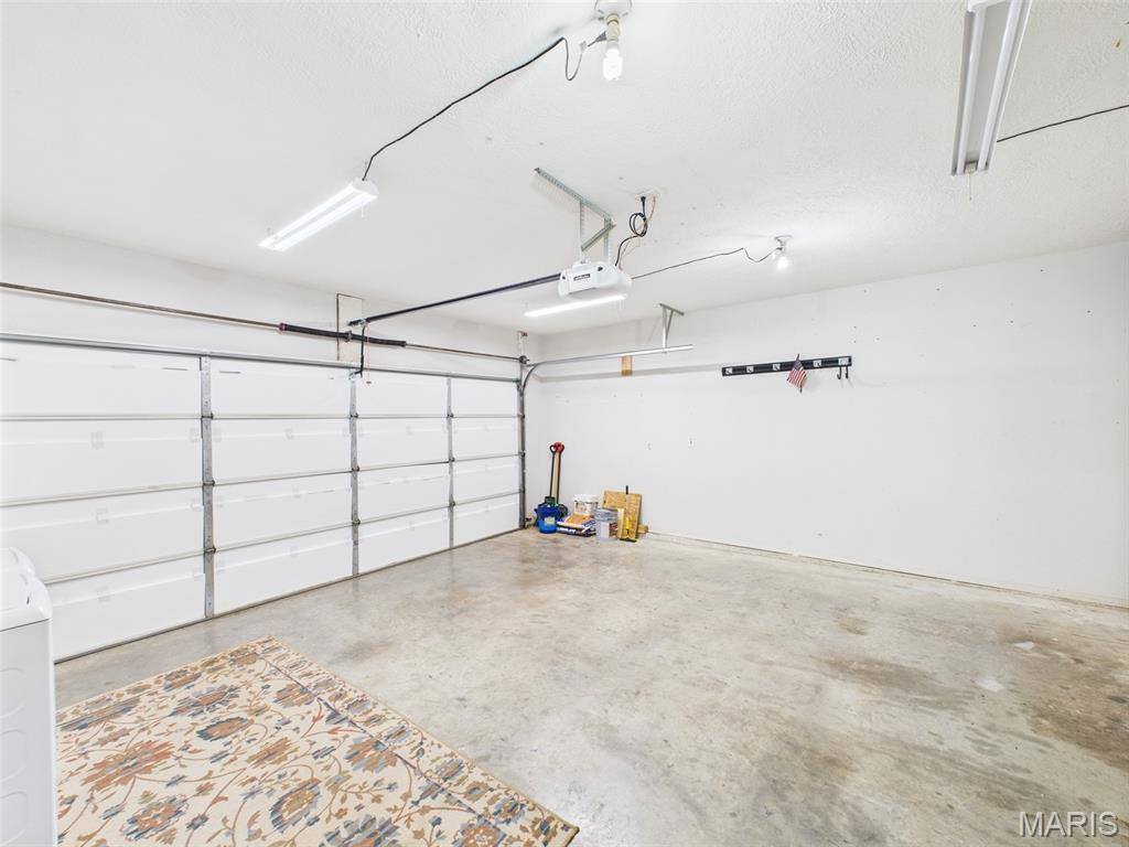 17030 Lensman Road, Saint Robert, MO 65584