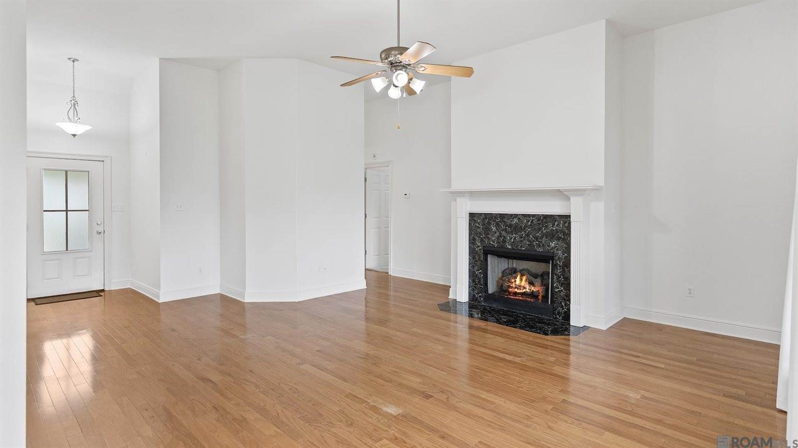 12237 Spring Valley Dr, Geismar, LA 70734