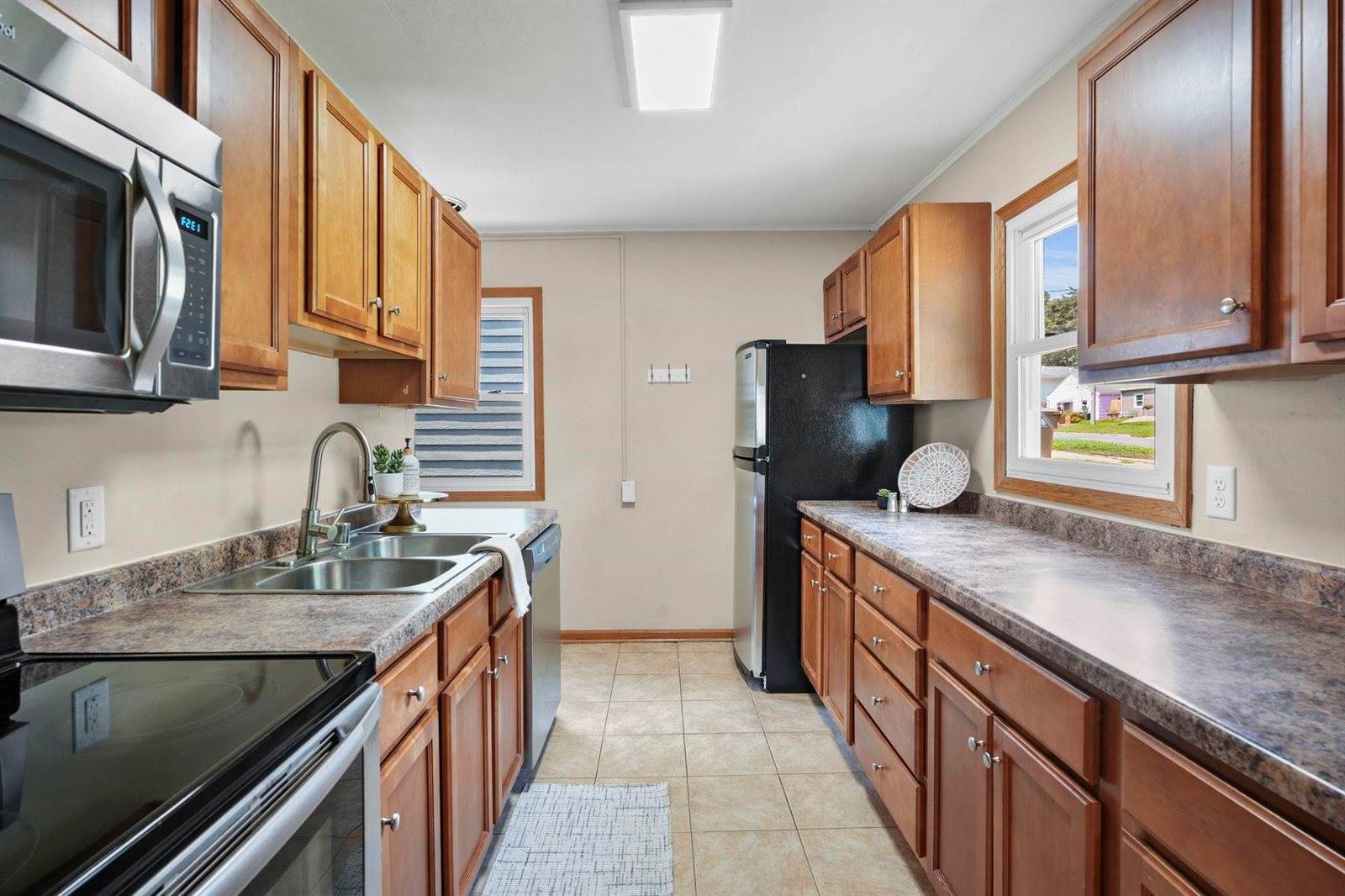 1941 Northwestern, Madison, WI 53704