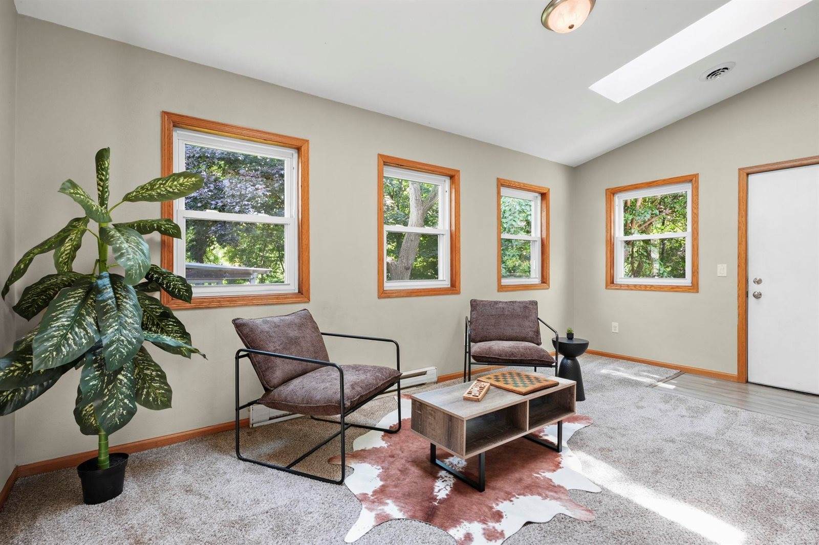 1941 Northwestern, Madison, WI 53704