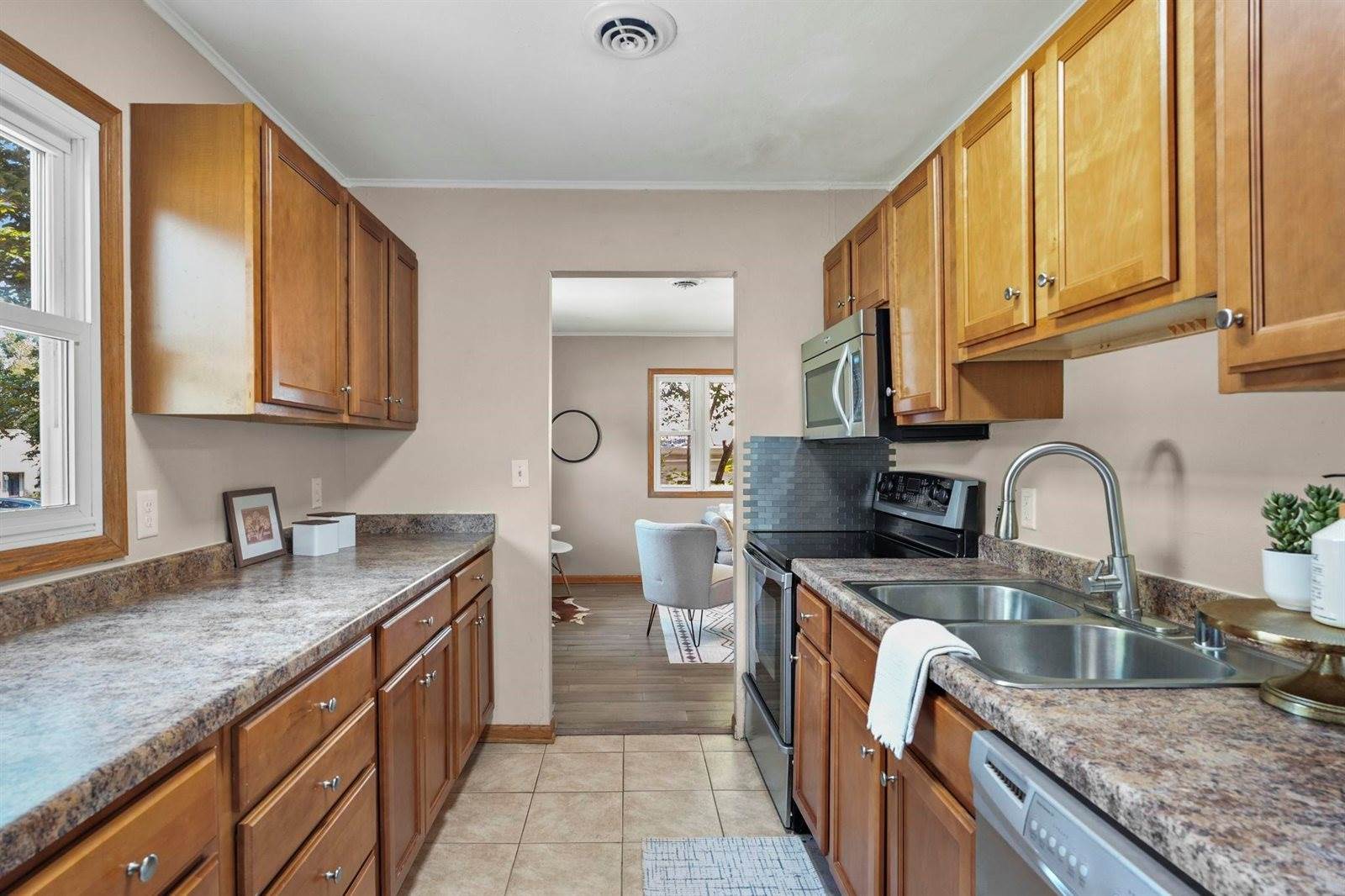 1941 Northwestern, Madison, WI 53704