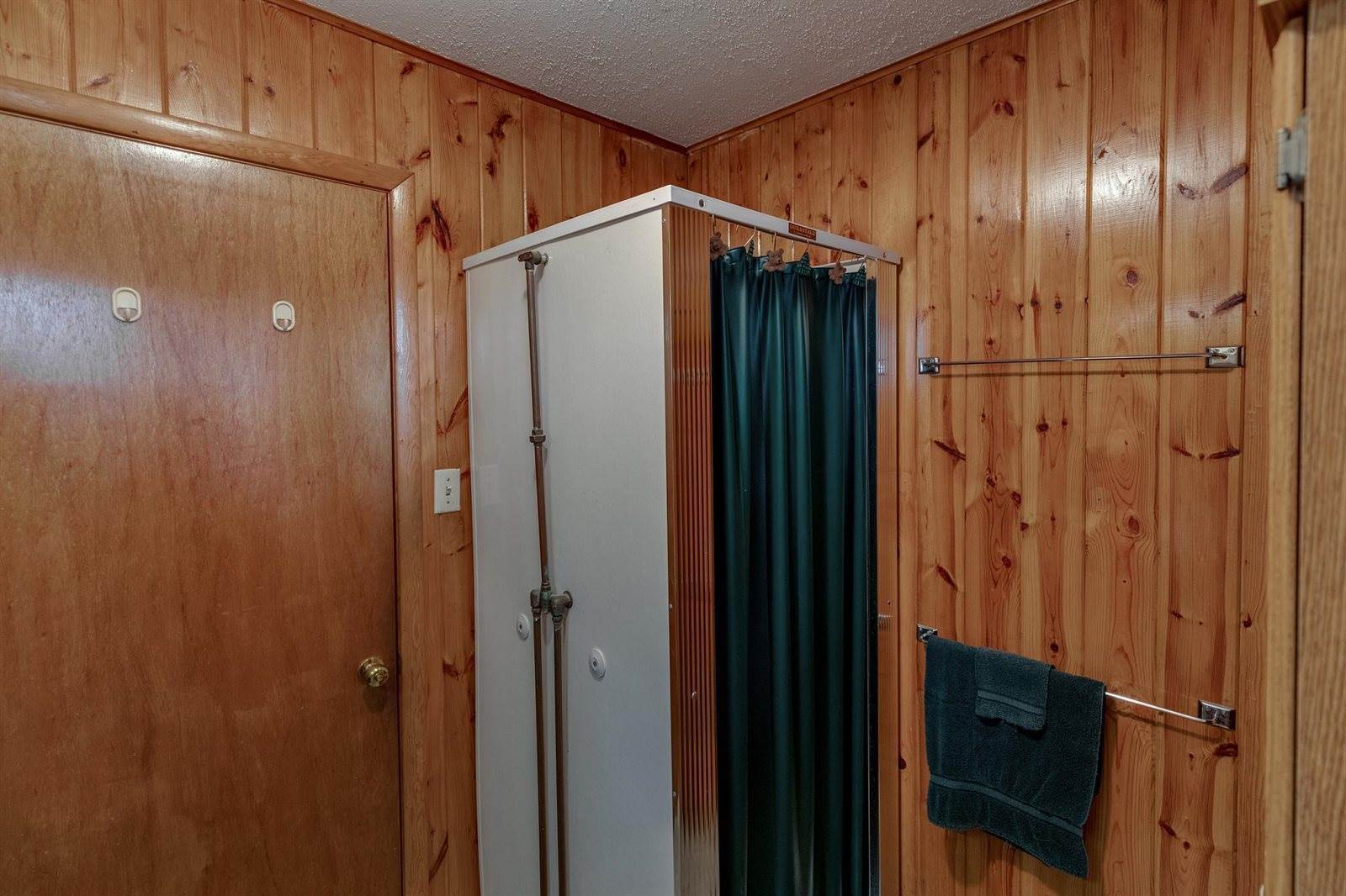 2233 Birchcrest Drive, Motley, MN 56466