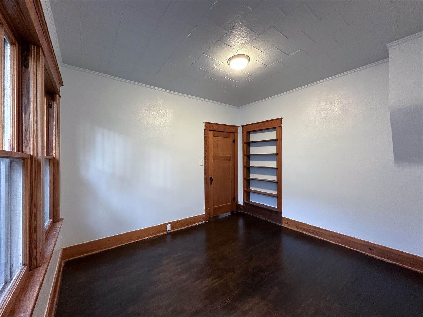 616 North 4th St, Arkansas City, KS 67005