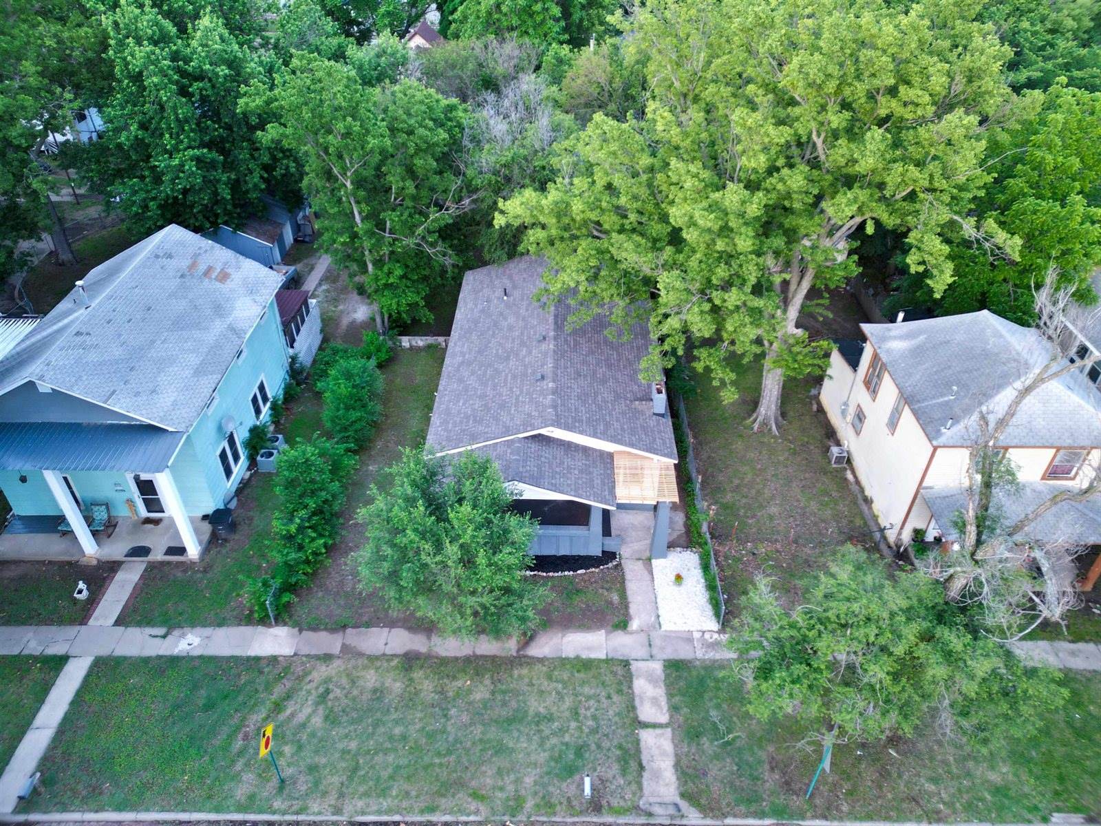 616 North 4th St, Arkansas City, KS 67005