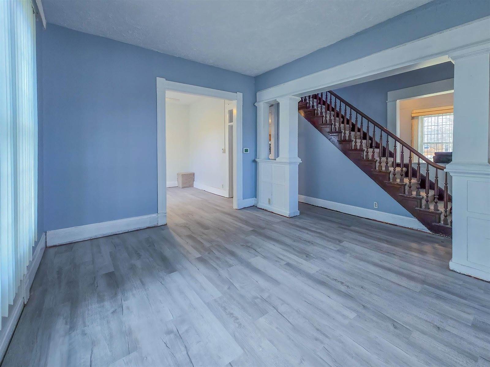 825 North 7th St, Arkansas City, KS 67005