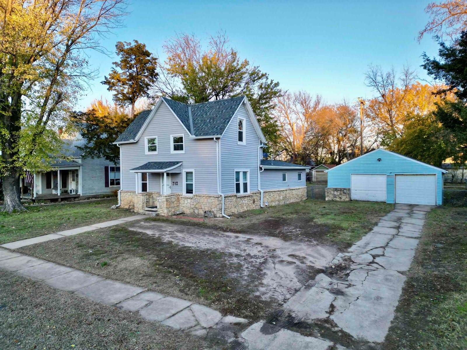 712 South C St, Arkansas City, KS 67005