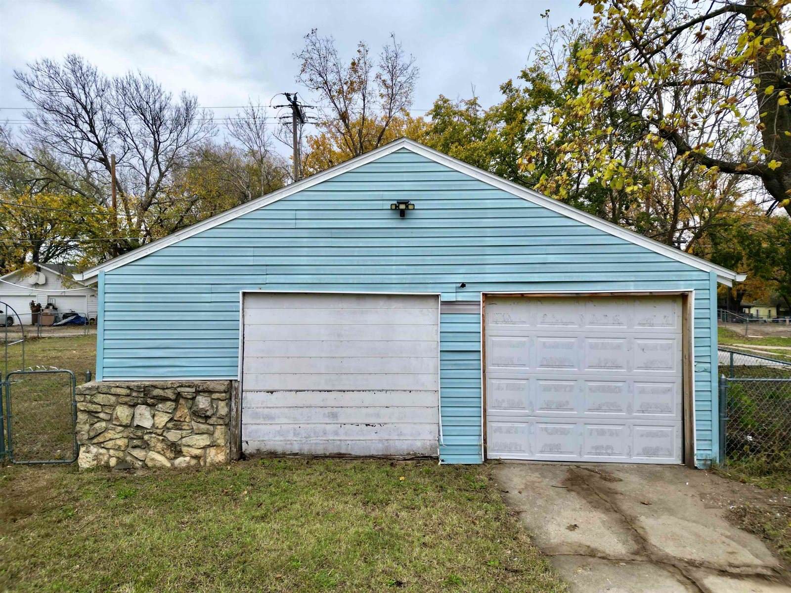 712 South C St, Arkansas City, KS 67005