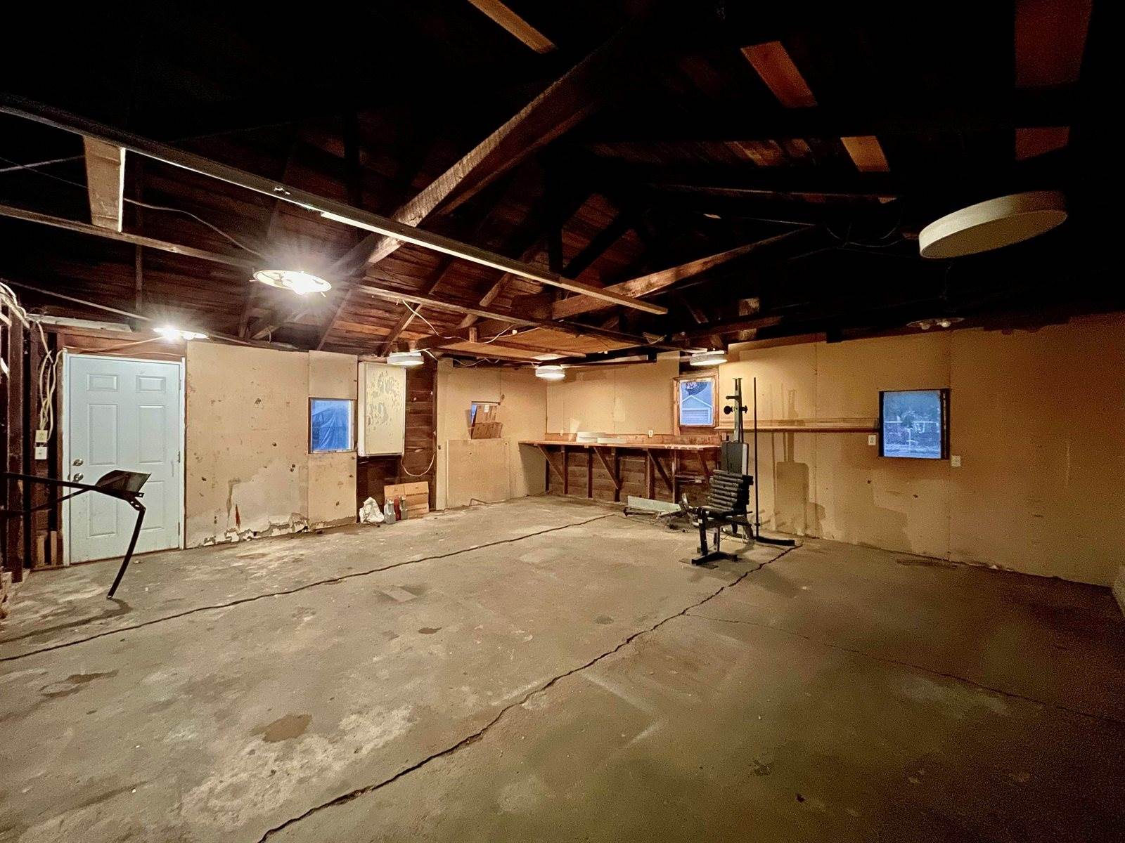 712 South C St, Arkansas City, KS 67005