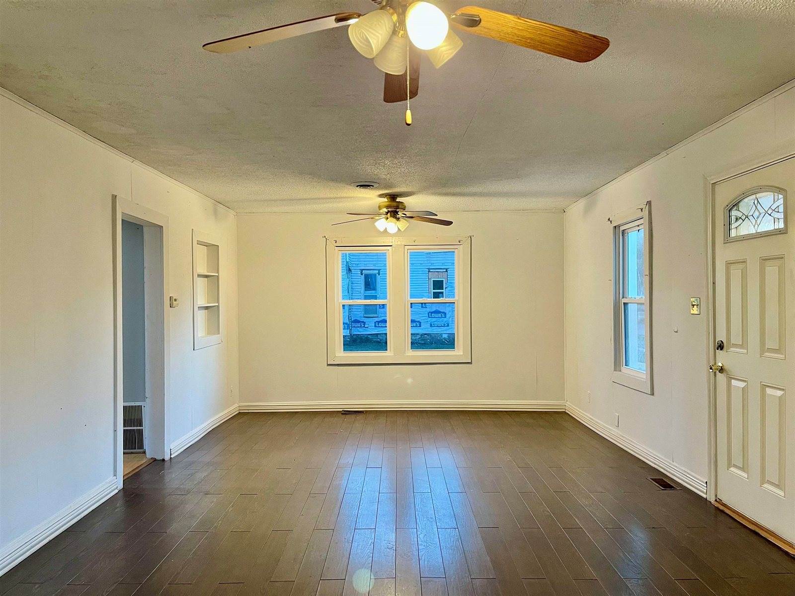 712 South C St, Arkansas City, KS 67005