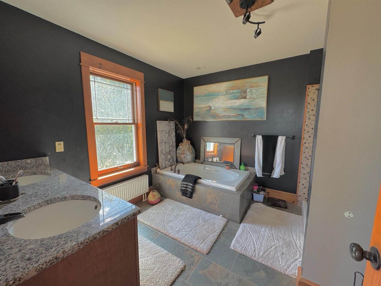 283 Shaw Road, Dover-Foxcroft, ME 04426