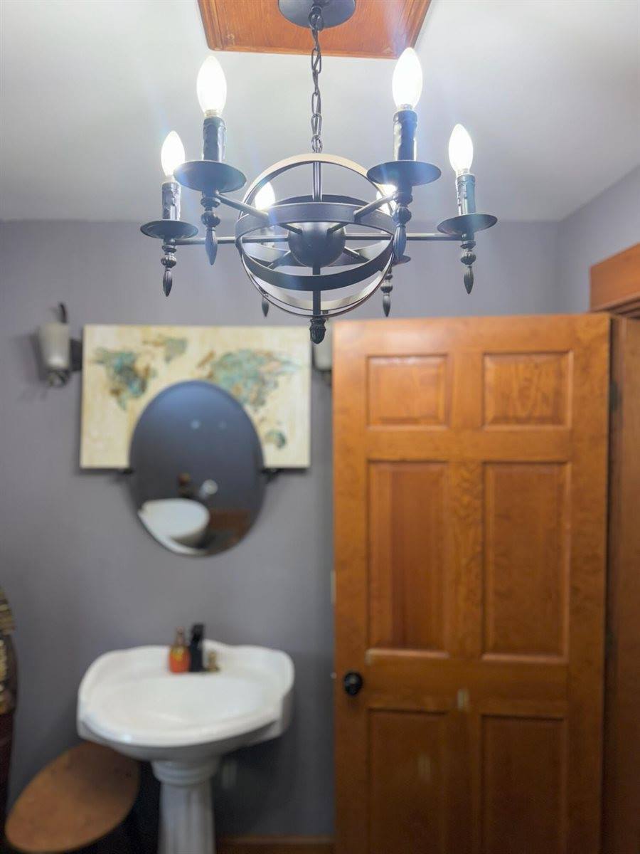 283 Shaw Road, Dover-Foxcroft, ME 04426