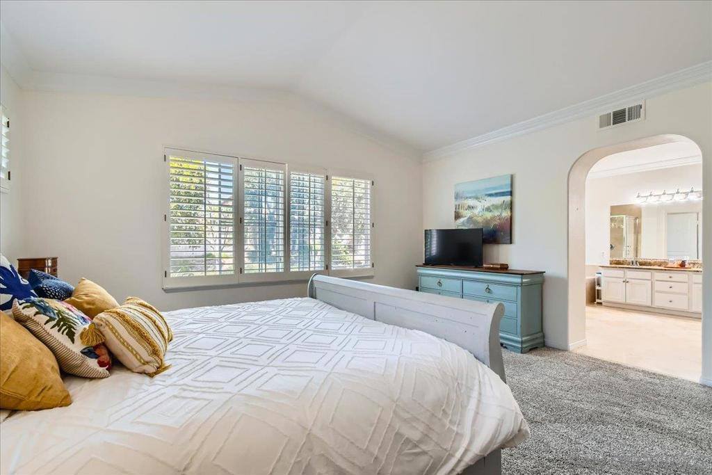 1382 Sparrow Rd, Carlsbad, CA 92011