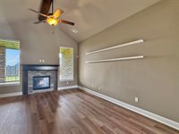 4305 NE Flycatcher Ln, Lawton, OK 73507