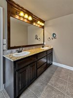 4305 NE Flycatcher Ln, Lawton, OK 73507